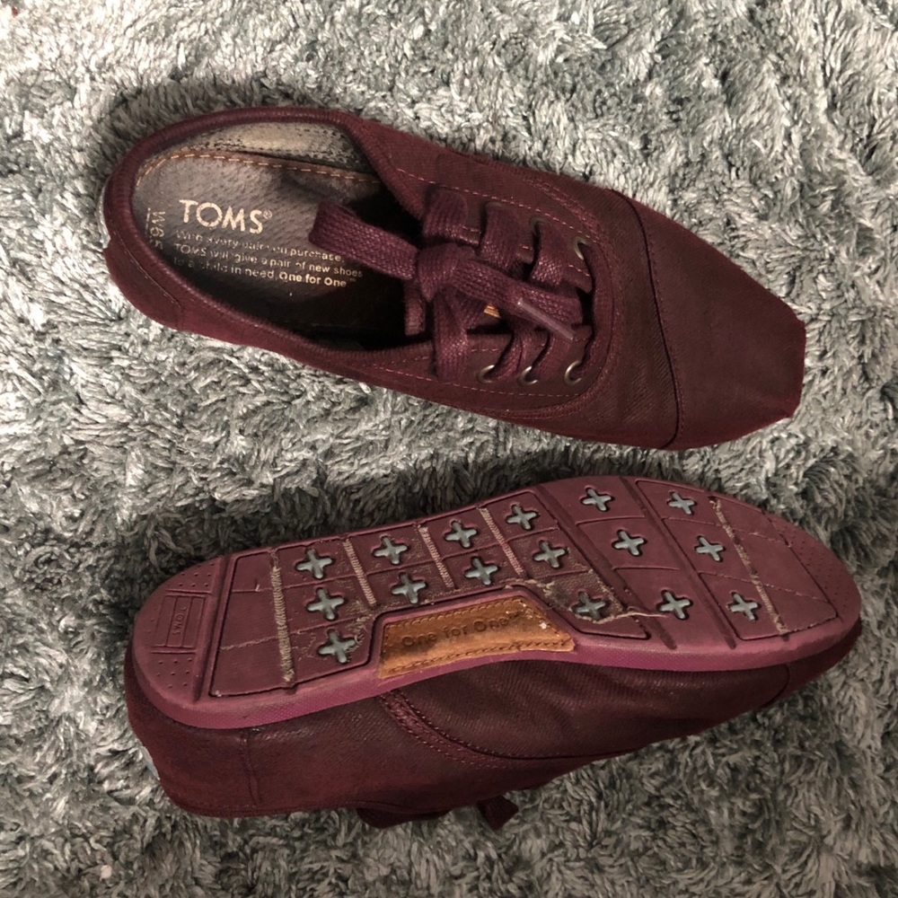 Toms - Picture 5 of 5